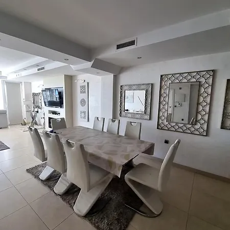 Luxury Postiguet Apartment